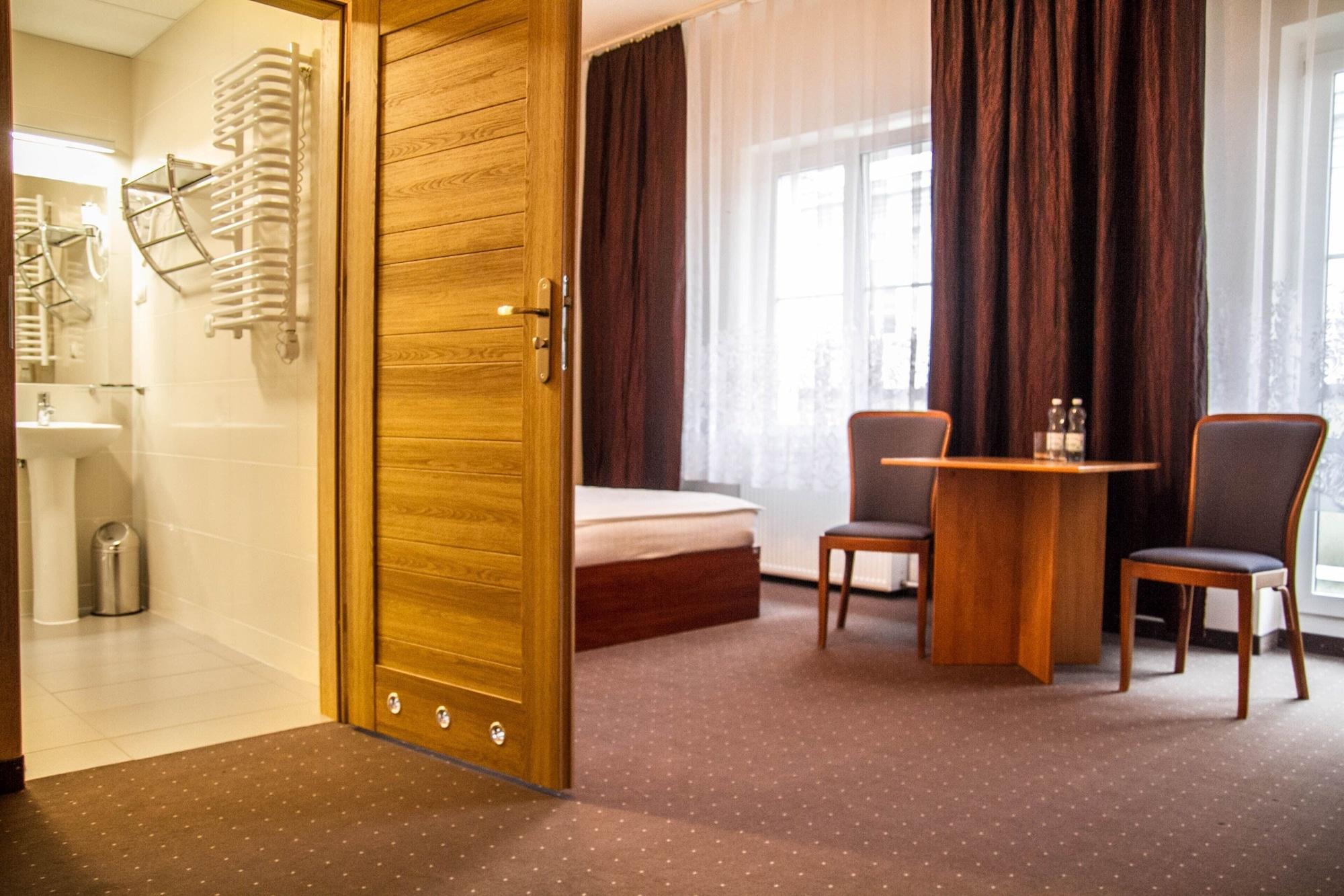 Hotel Mazowiecki Wow Warsaw Exterior photo