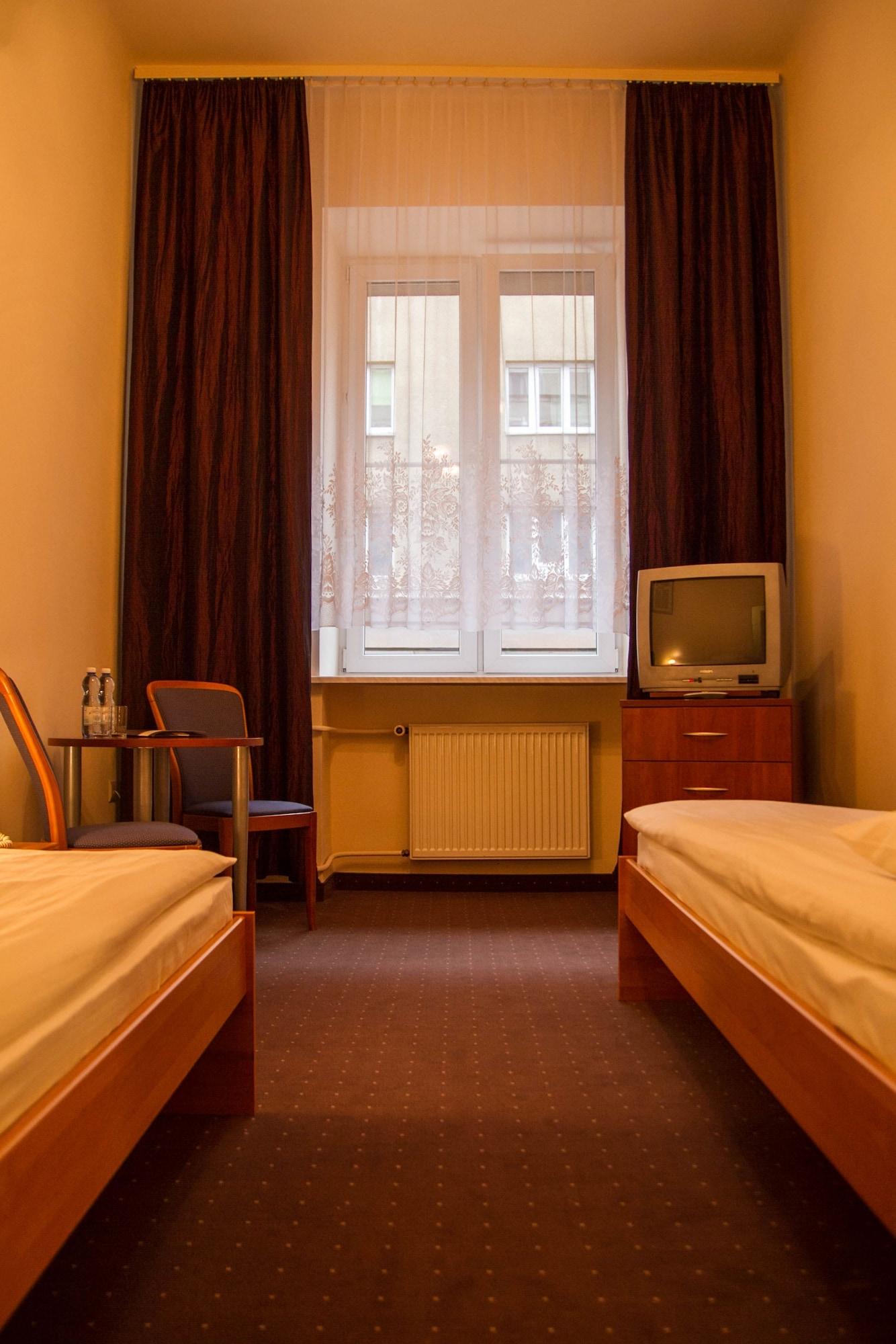 Hotel Mazowiecki Wow Warsaw Exterior photo