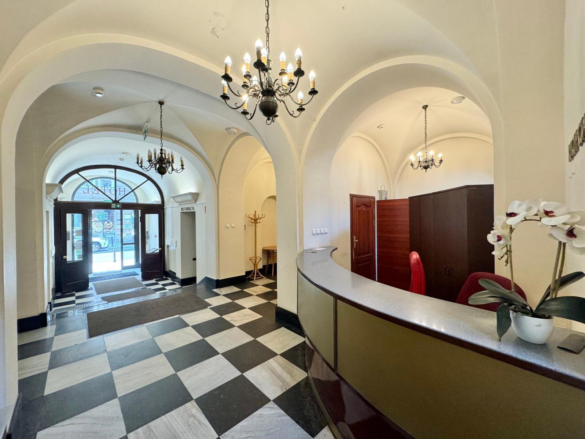 Hotel Mazowiecki Wow Warsaw Exterior photo