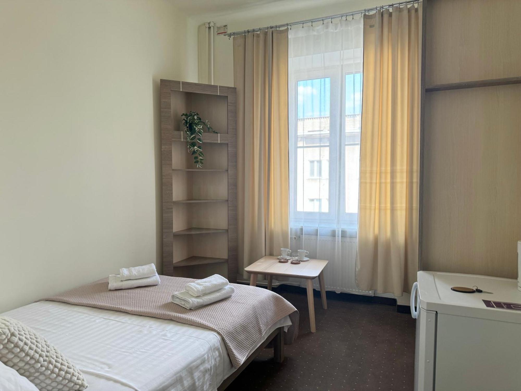 Hotel Mazowiecki Wow Warsaw Room photo